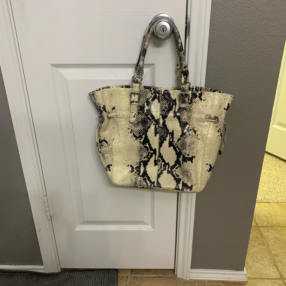 Purse - Picture 4 of 6